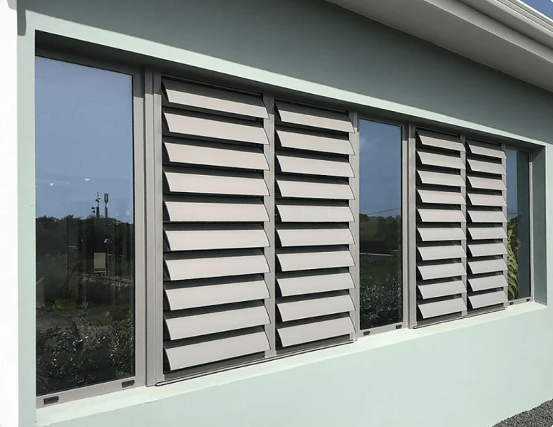 Safetyline Aluminum & Glass Louver Window Image