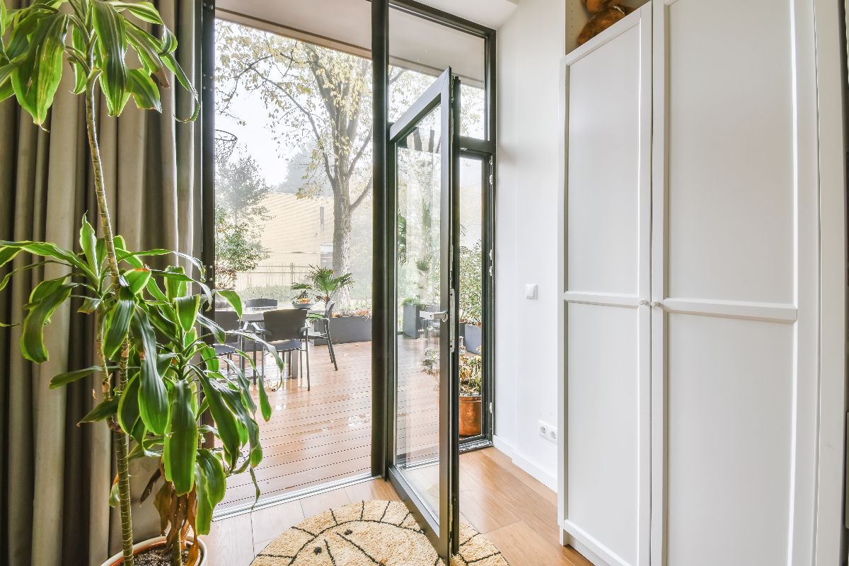 What to Expect from a Folding Door Supplier in the Philippines