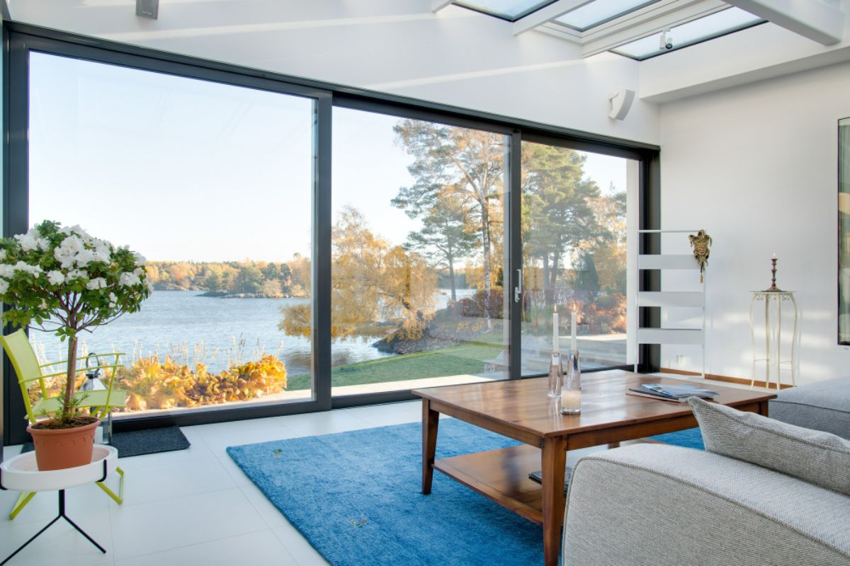 Factors that Influence Aluminum Sliding Doors Price