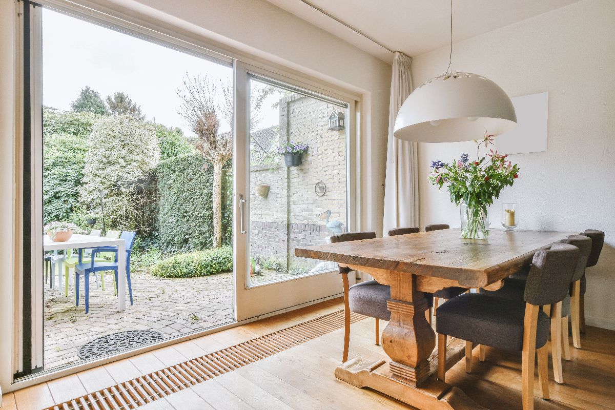 Saves Space in Smaller Rooms