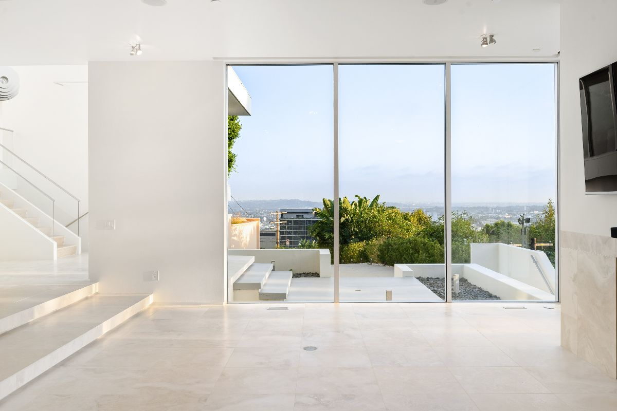 Common Sliding Door Mistakes Homeowners Should Avoid