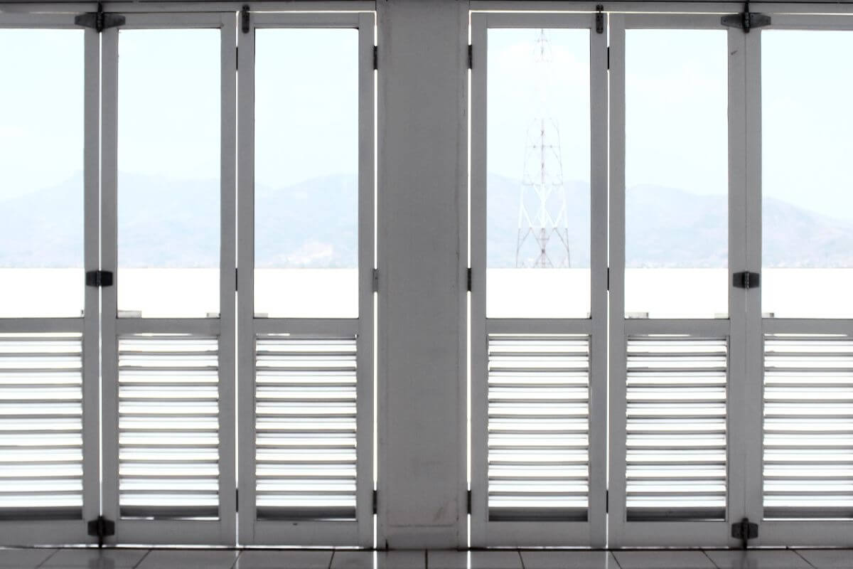 white aluminum windows offering guest comfort and efficiency