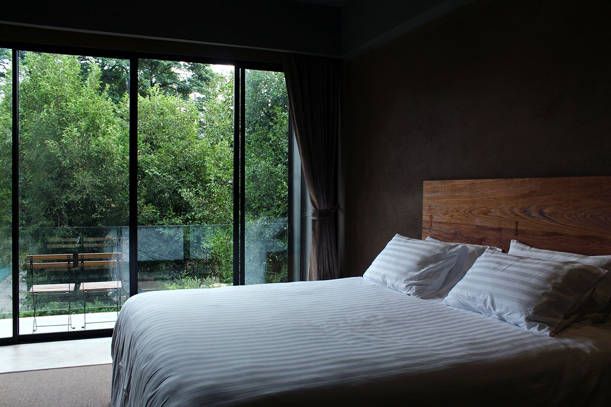 Can Sliding Doors Withstand Heavy Rain and Strong Winds?